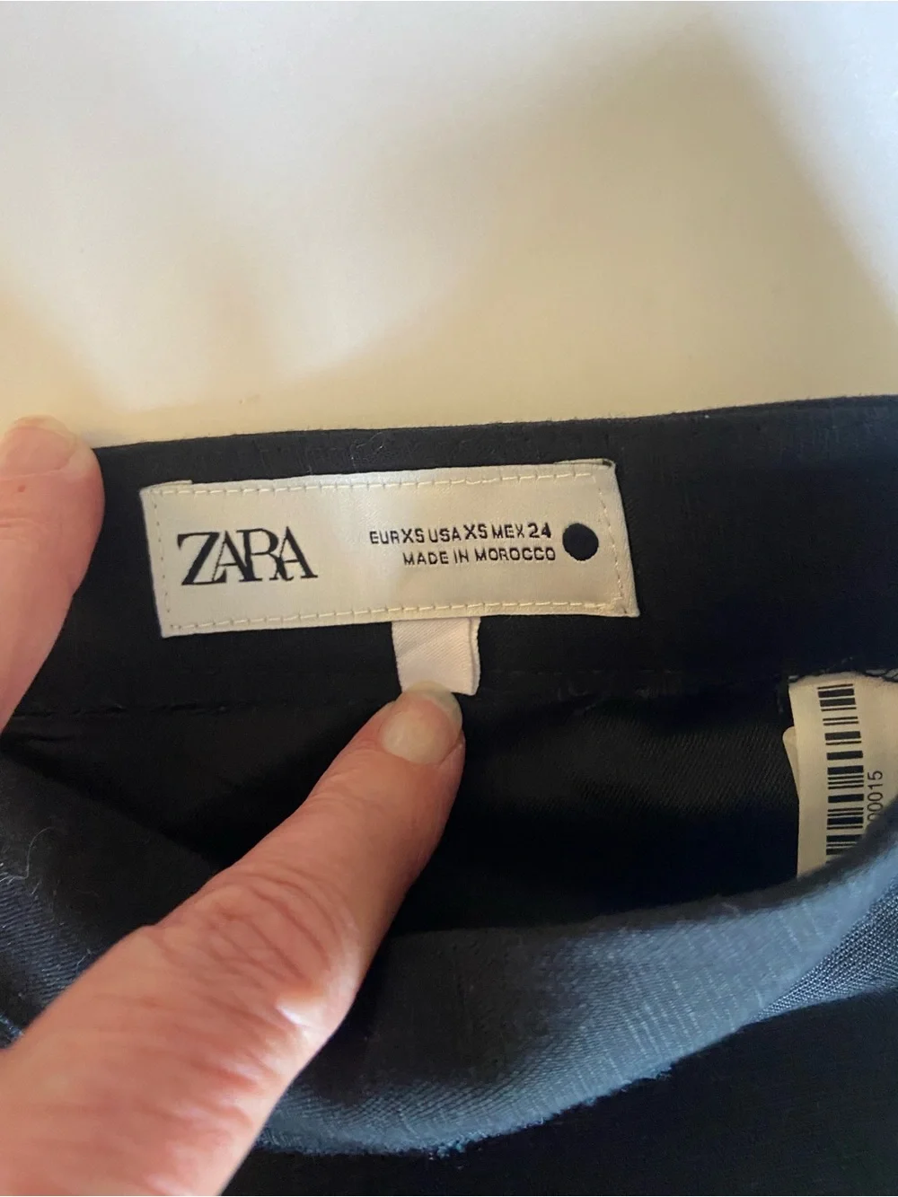 Zara black capri